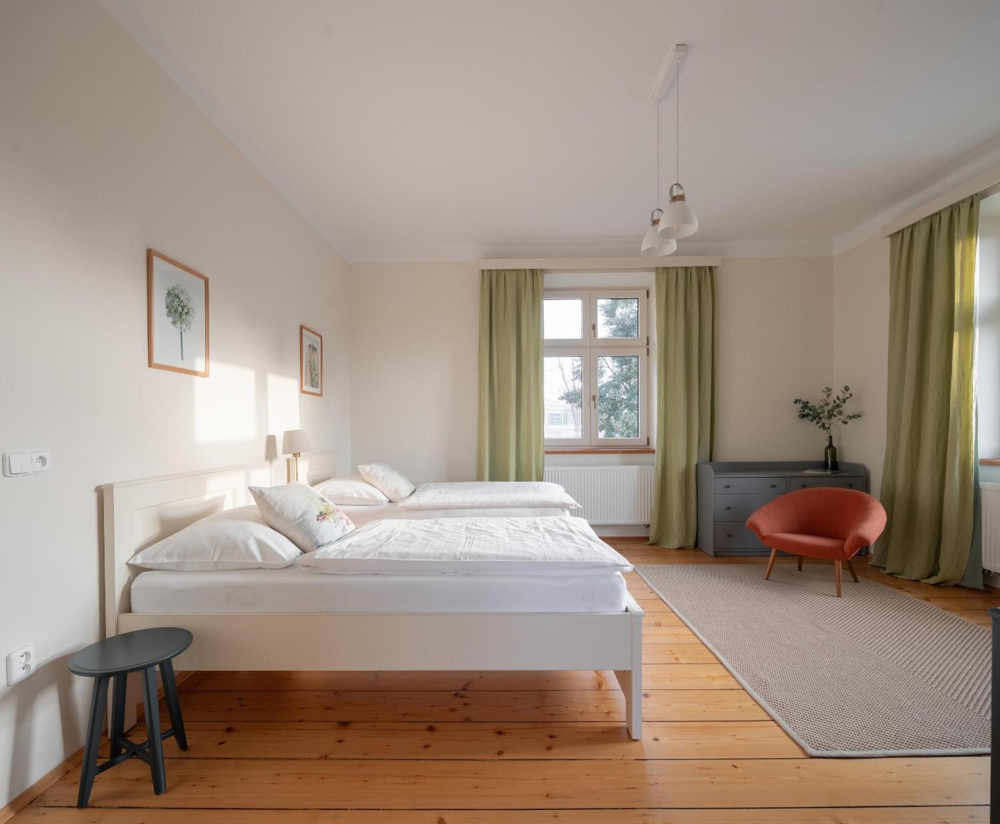 Vila Nmnm Nove Mesto na Morave Esterno foto